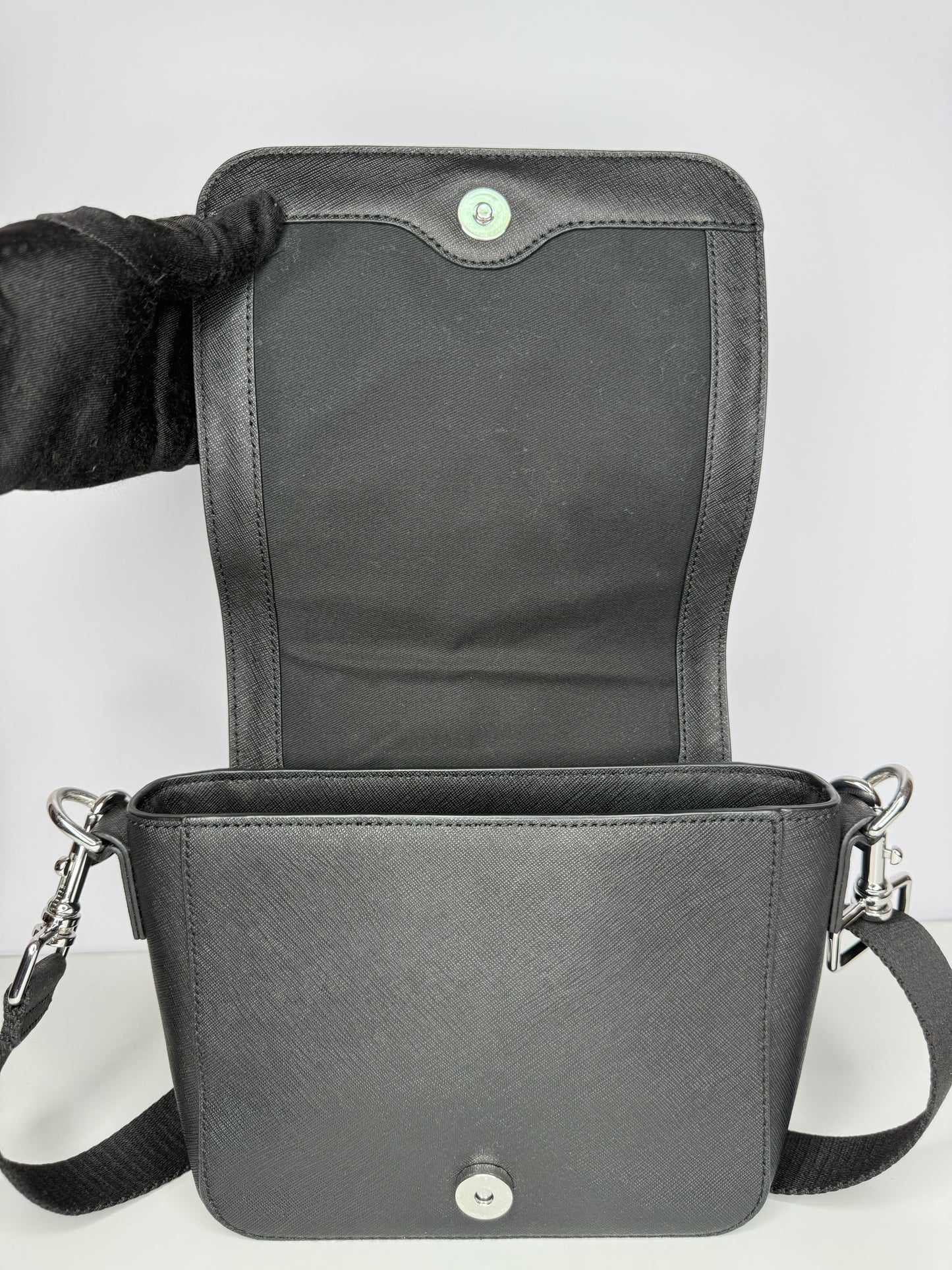 Alexander McQueen Black Leather Motel Crossbody Bag