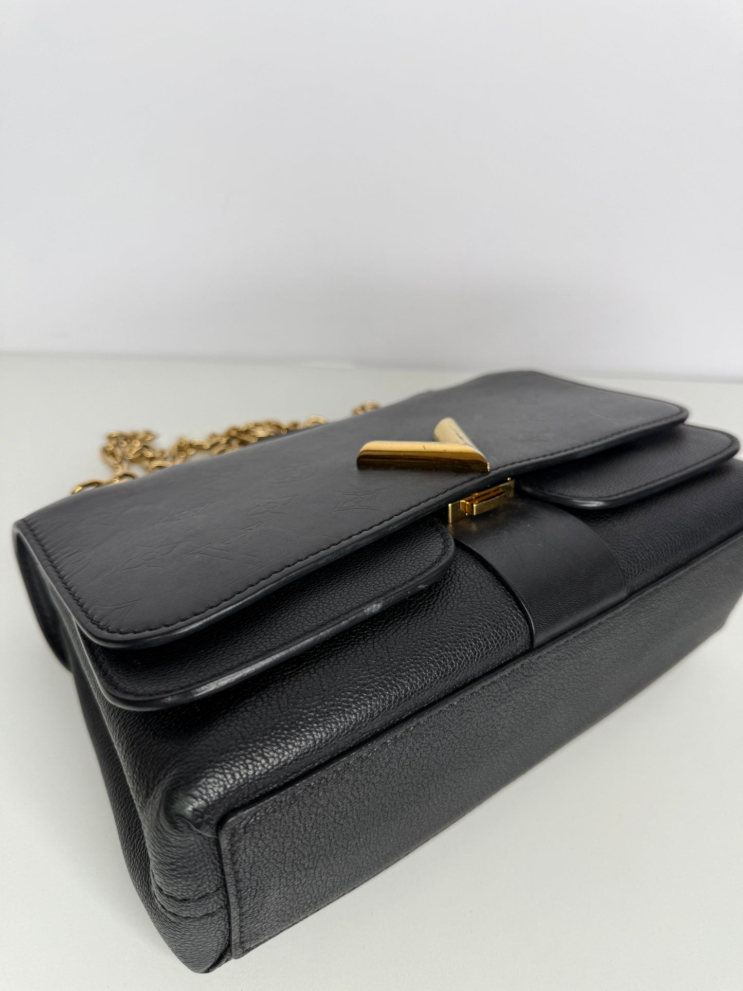 Louis Vuitton Black Monogram Leather Very Chain Bag