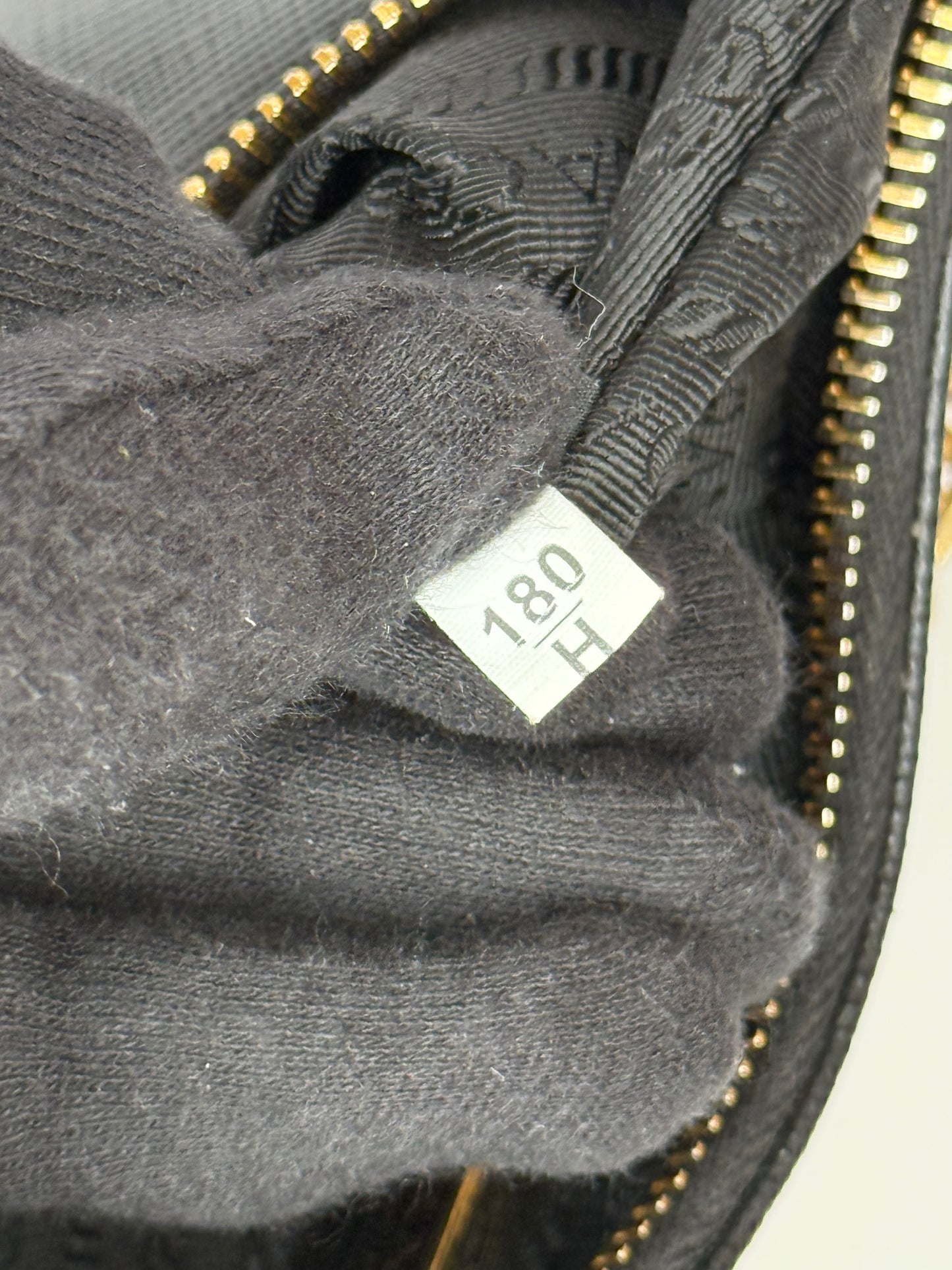 Prada Re-Edition 2005 Black Saffiano Leather Multipochette