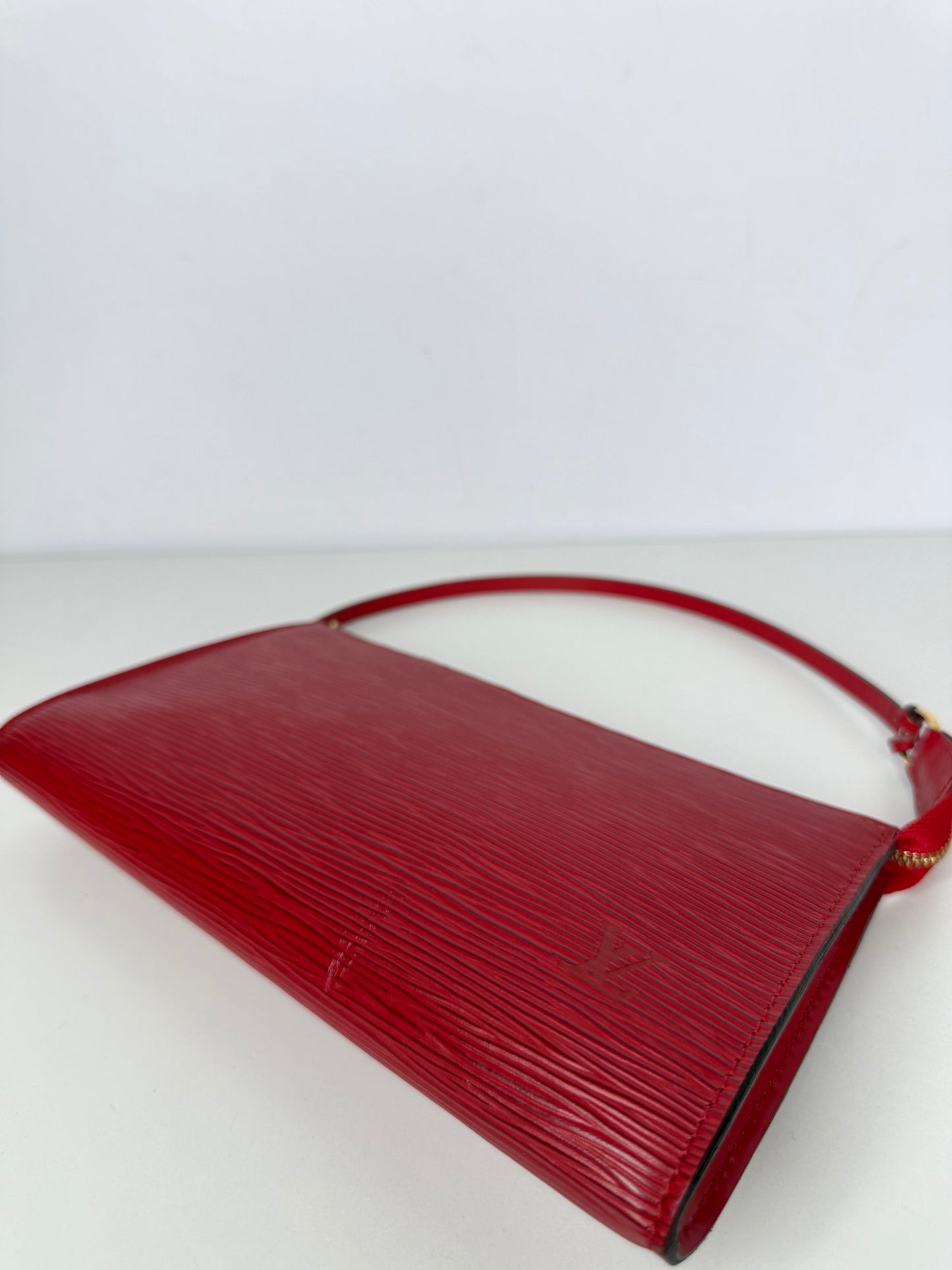 Louis Vuitton Pochette Accessoires Red Epi Leather