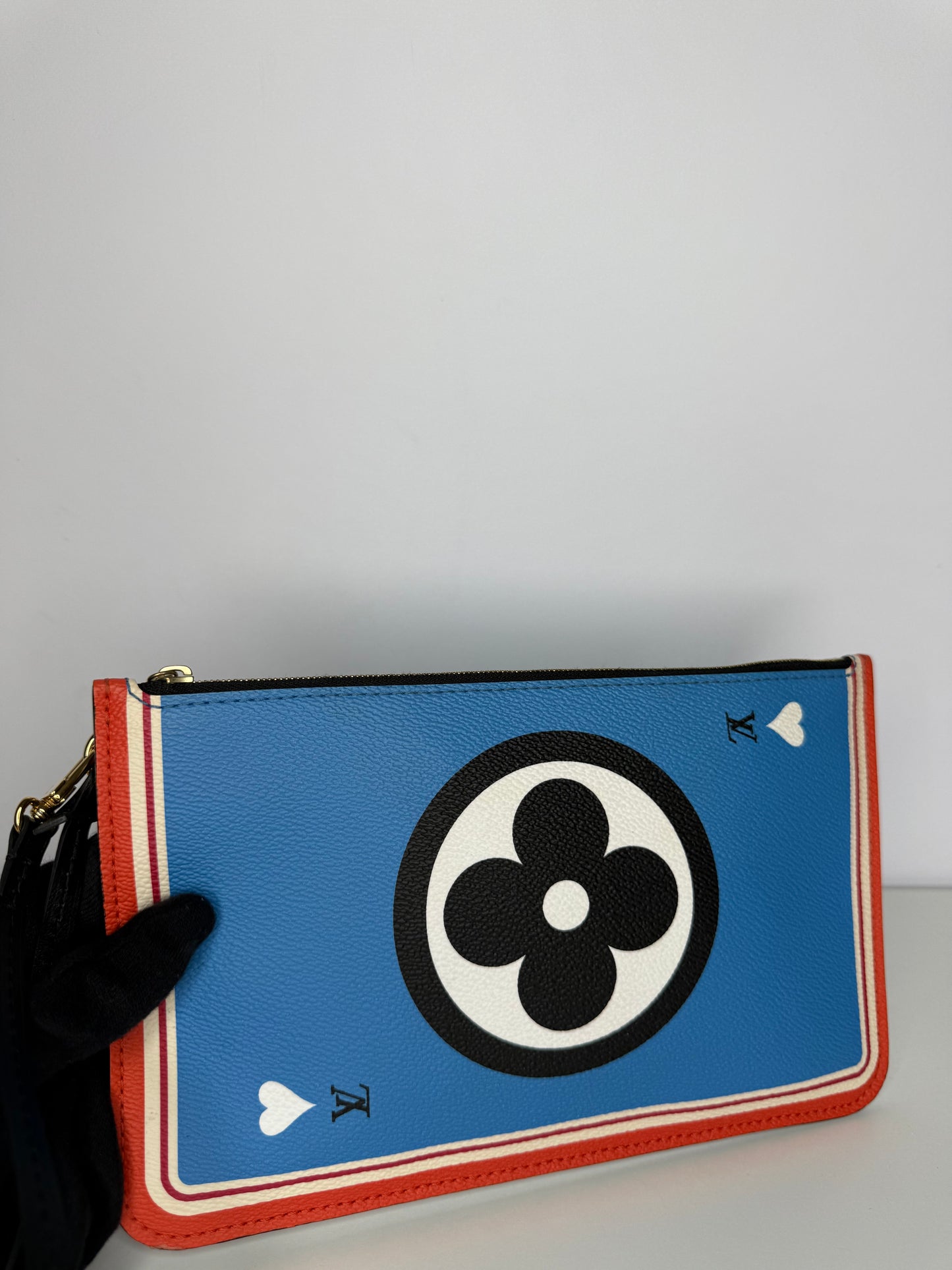 Louis Vuitton Blue/Red Game On Neverfull Pochette