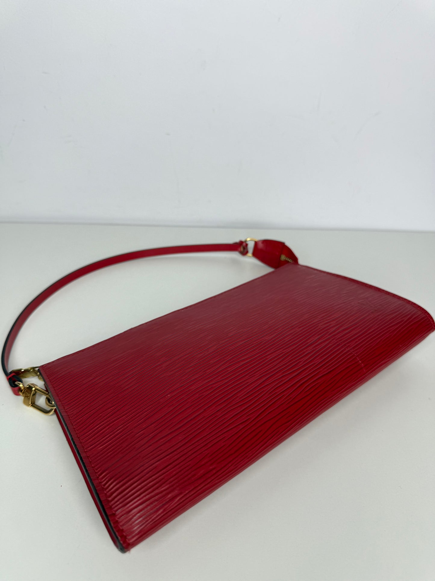 Louis Vuitton Pochette Accessoires Red Epi Leather