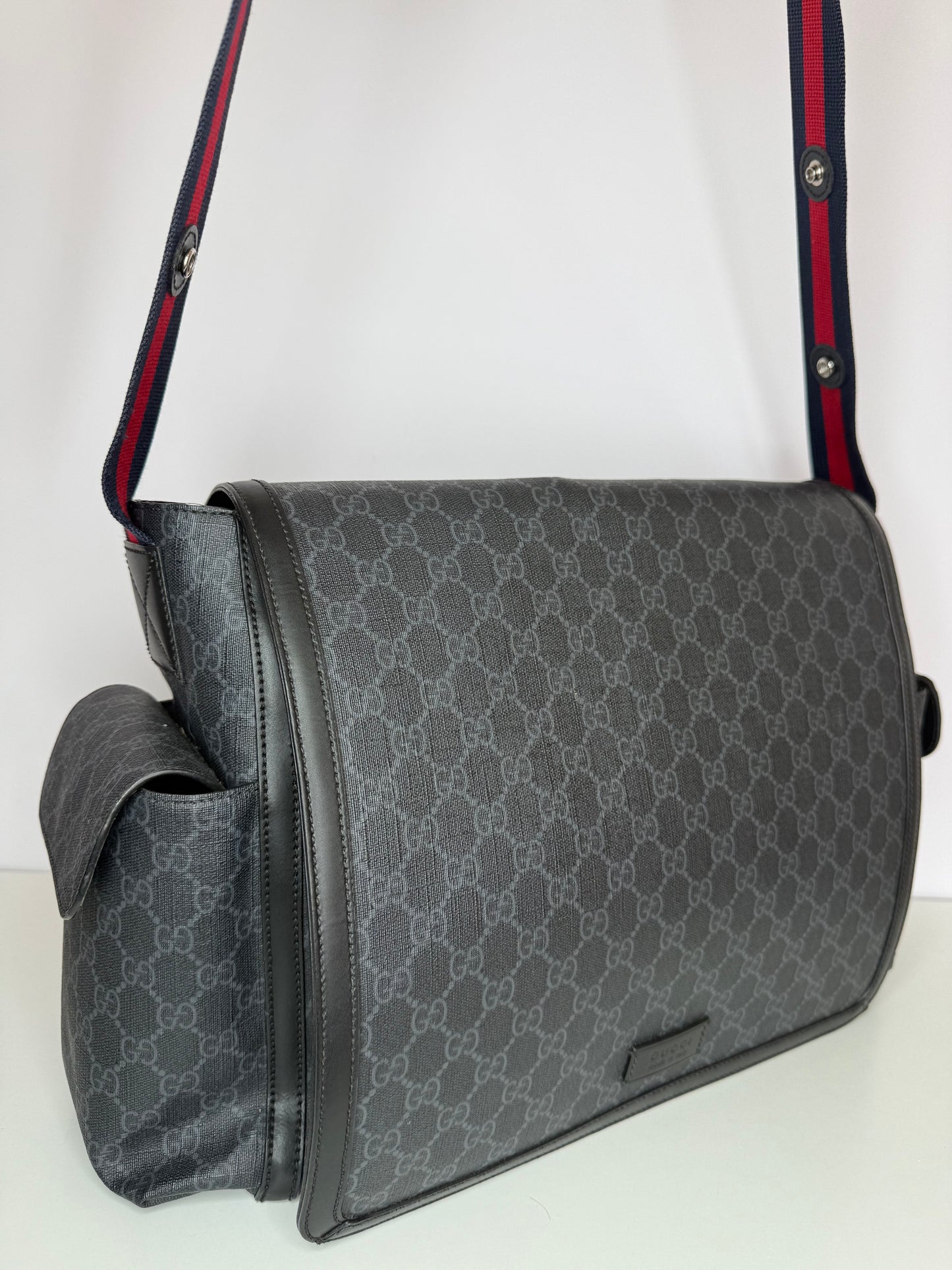 Gucci Black/Grey Gg Supreme Canvas Web Messenger Diaper Bag