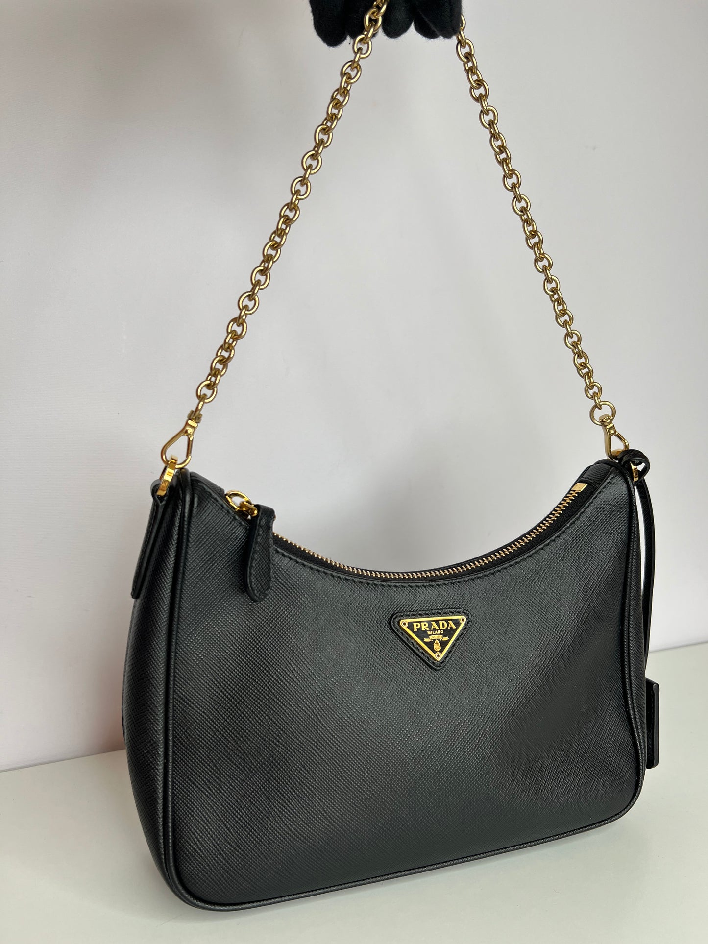 Prada Re-Edition 2005 Black Saffiano Leather Multipochette