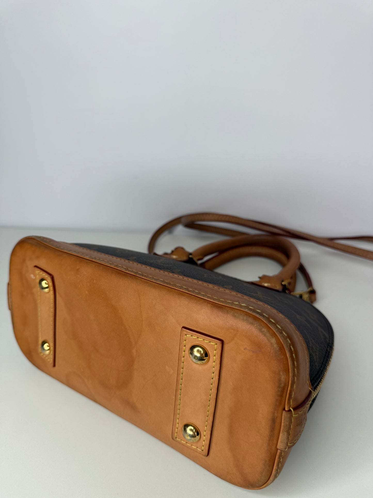 Louis Vuitton Alma BB Monogram Canvas