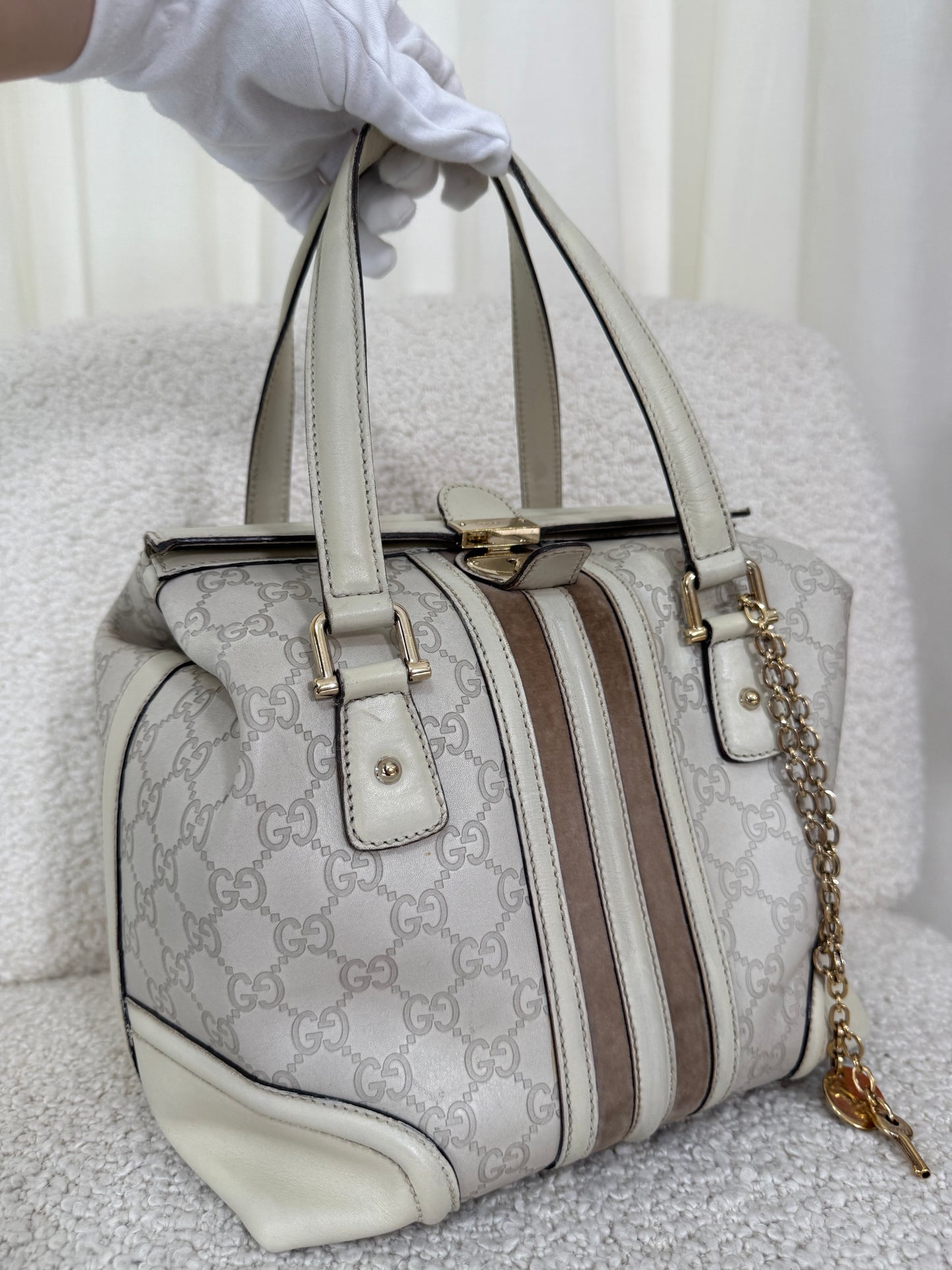 Gucci Off White Guccissima Leather Treasure Boston Bag