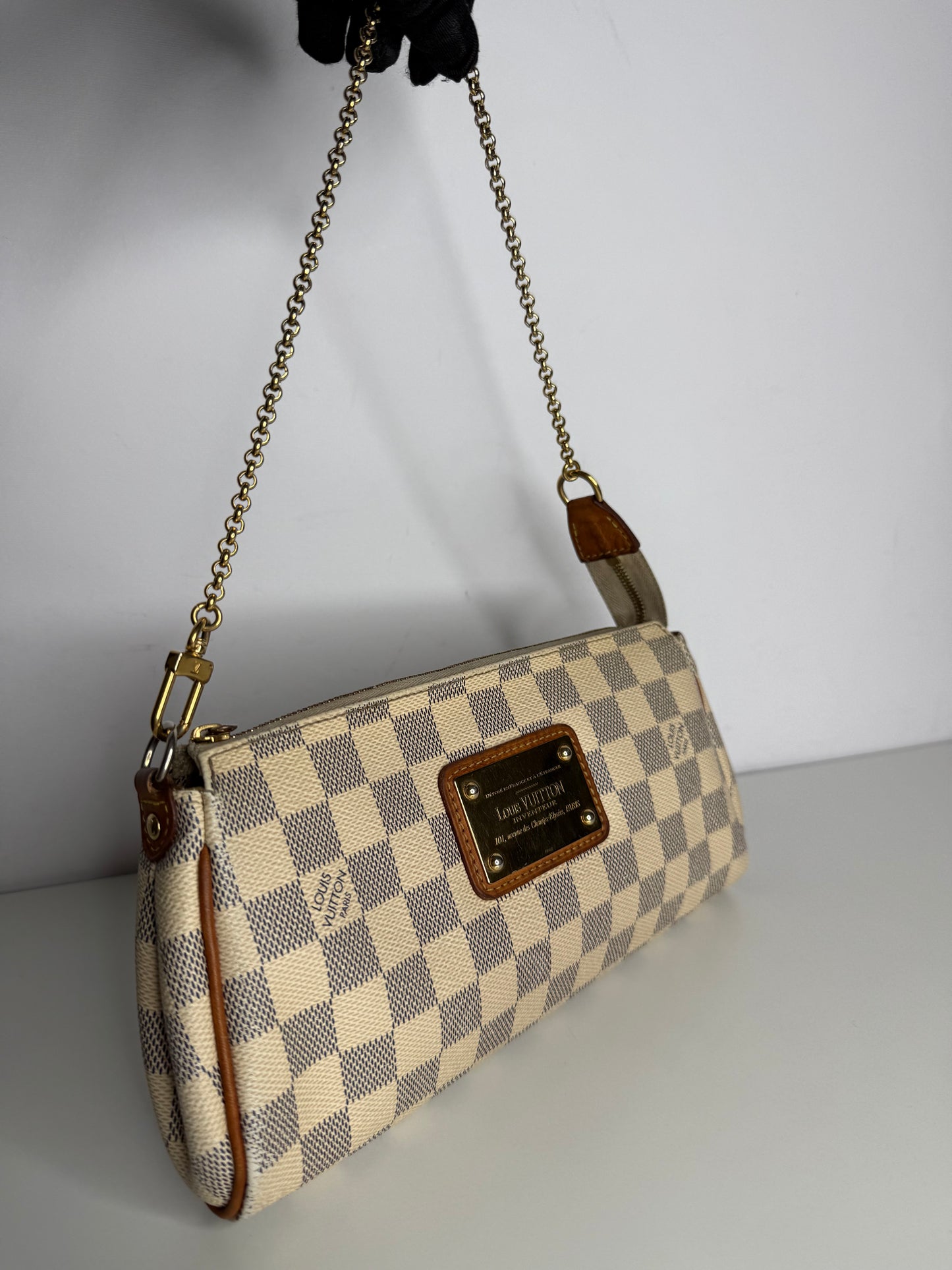 Louis Vuitton Eva Pochette Damier Azur Canvas