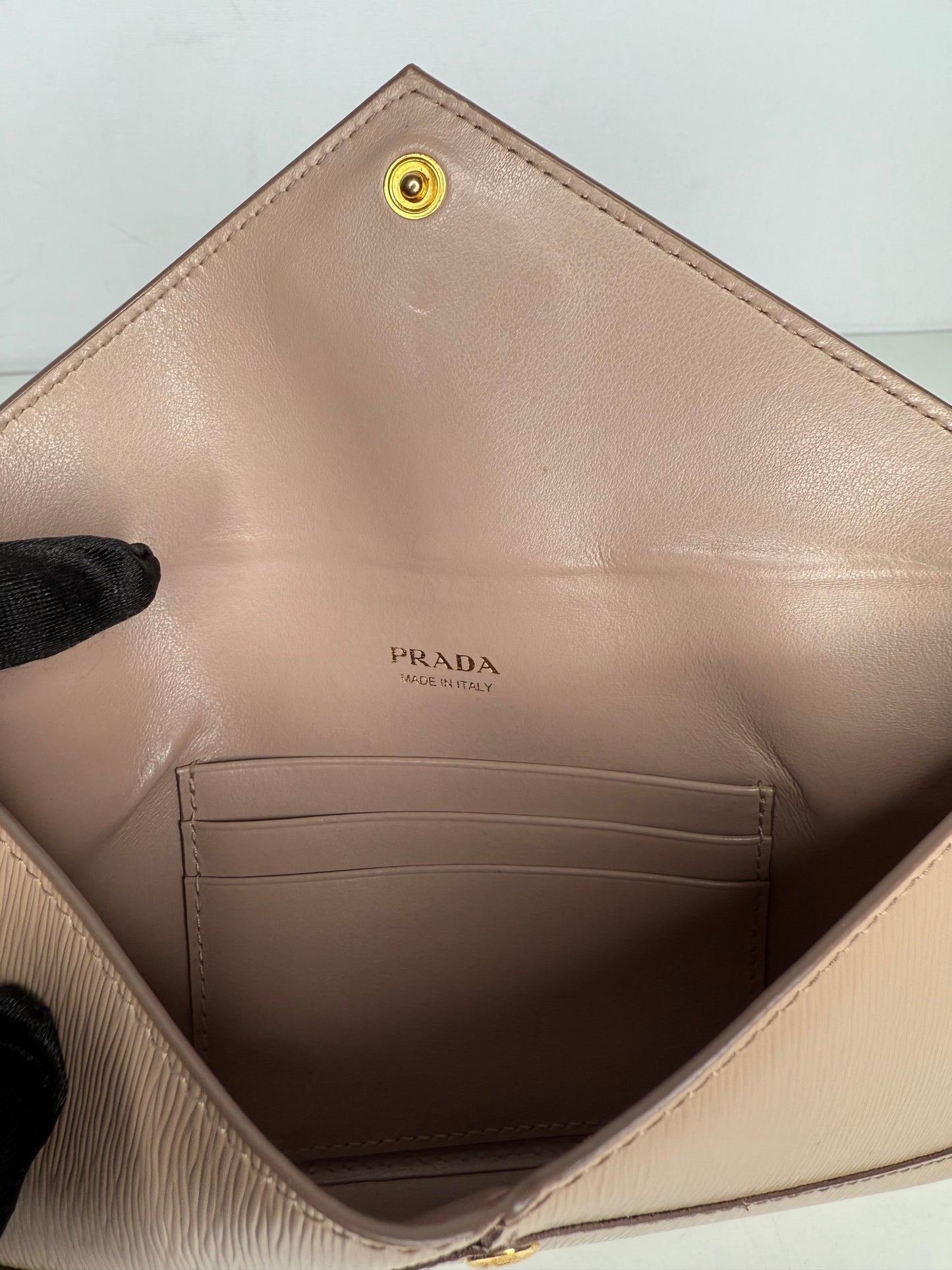 Prada Vitello Move Envelope Wallet Cipria