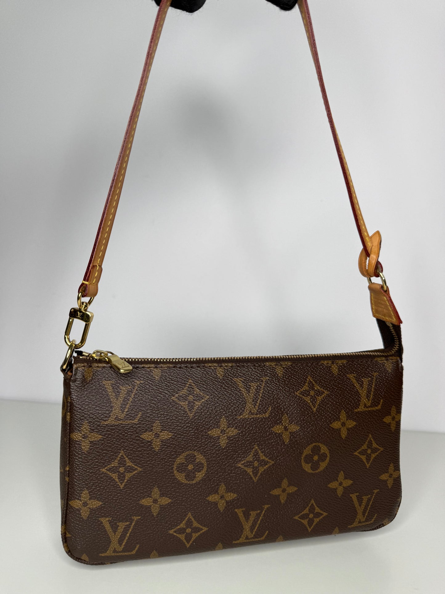 Louis Vuitton Pochette Accessoires Monogram Canvas