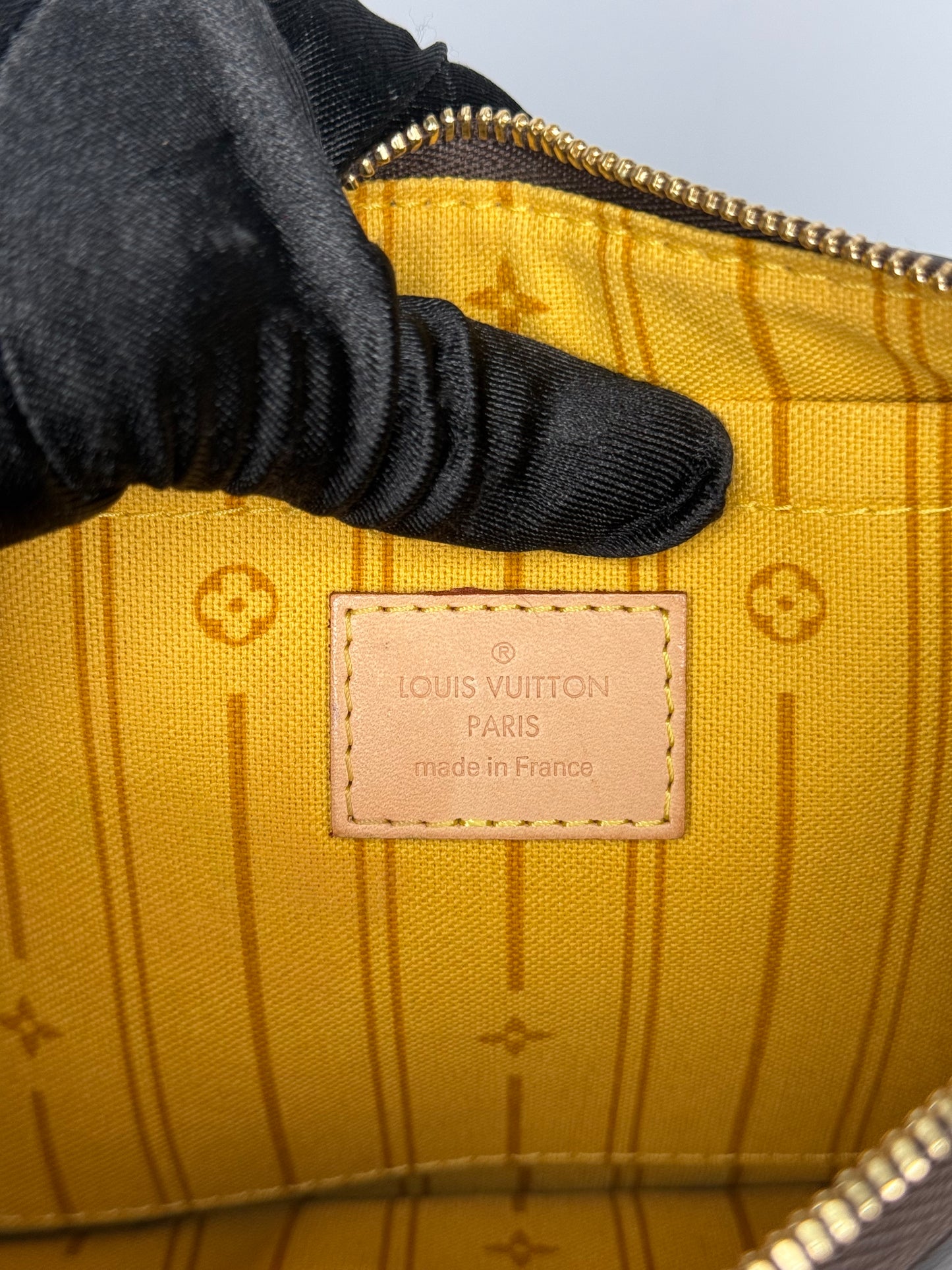 Louis Vuitton My LV Heritage Neverfull MM Monogram Canvas L.P Initials with Pochette