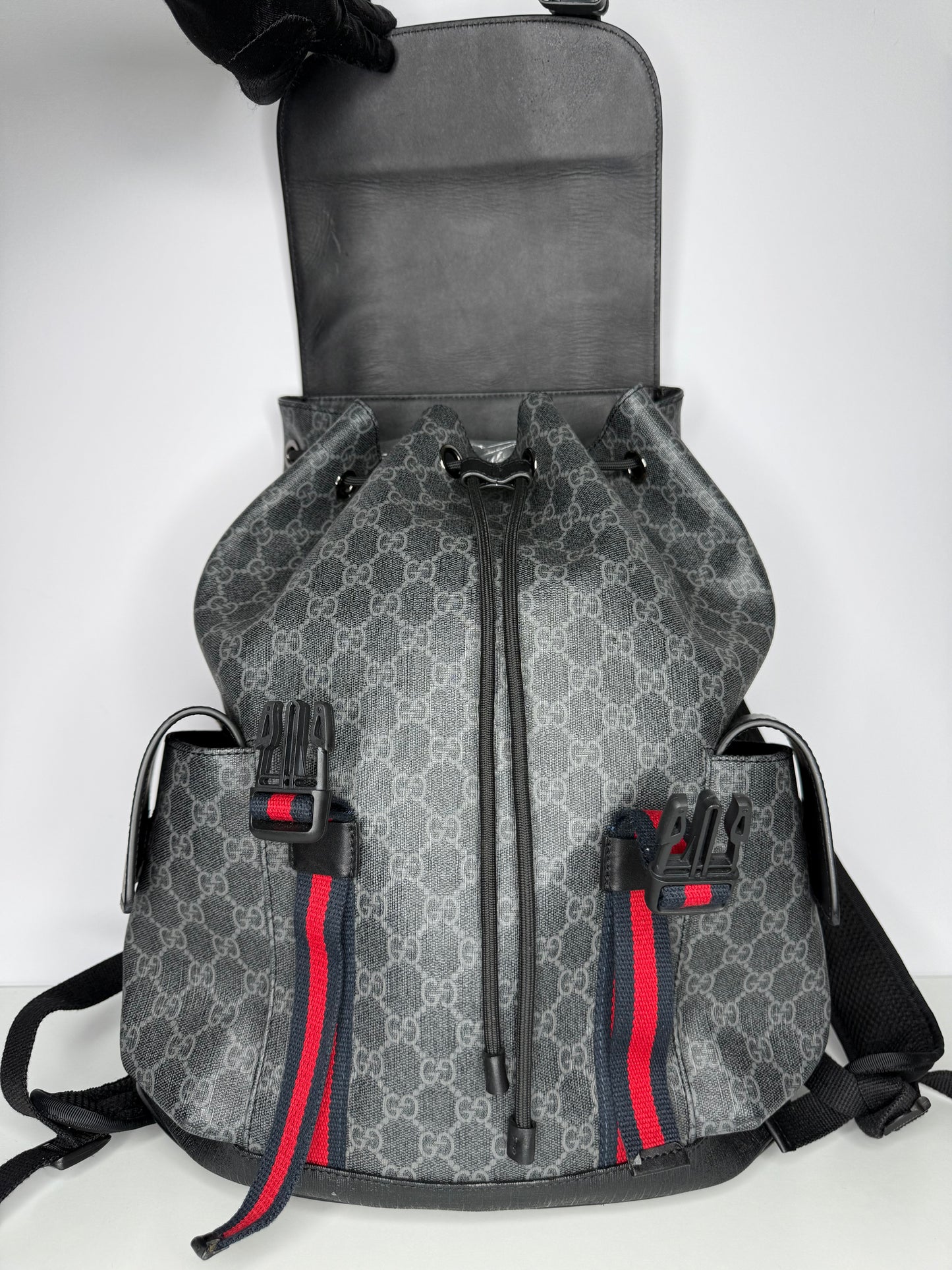 Gucci GG Supreme Sherry Line Backpack Black