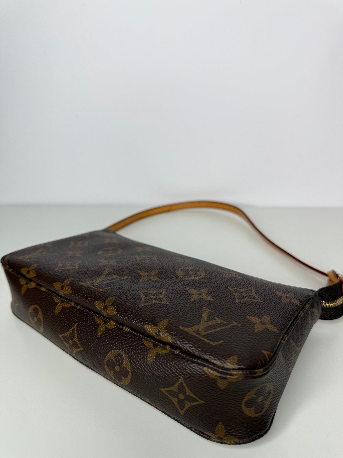 Louis Vuitton Pochette Accessoires Monogram Canvas