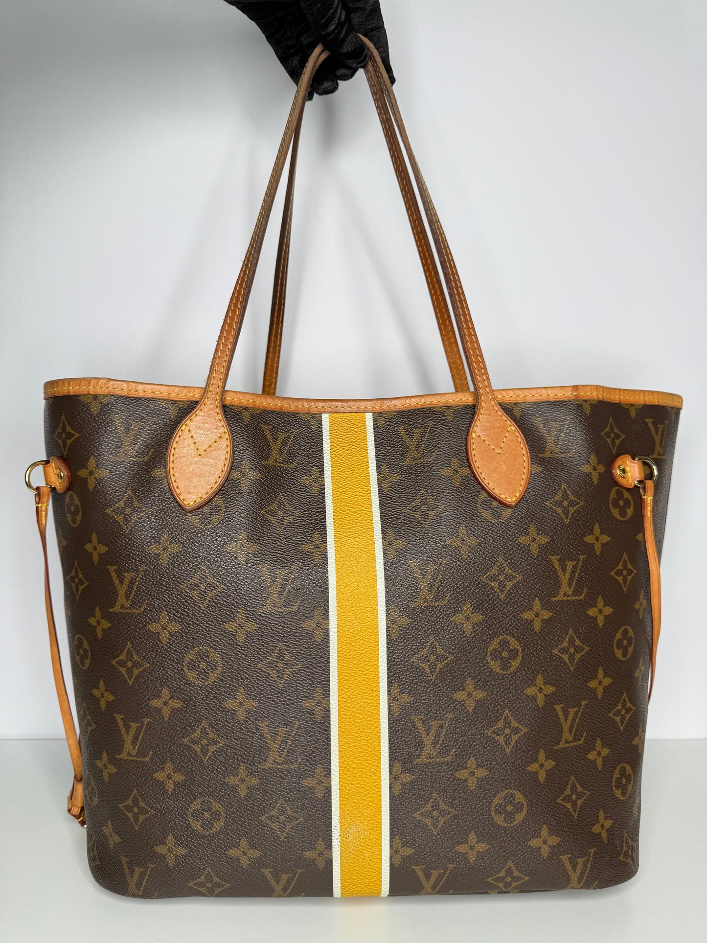 Louis Vuitton My LV Heritage Neverfull MM Monogram Canvas L.P Initials with Pochette