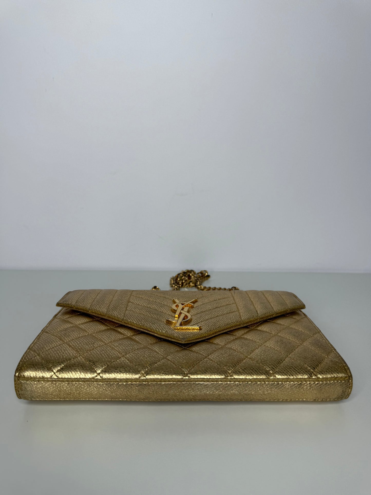 Saint Laurent Metallic Calfskin Tri-Quilt Monogram Envelope WOC Oro