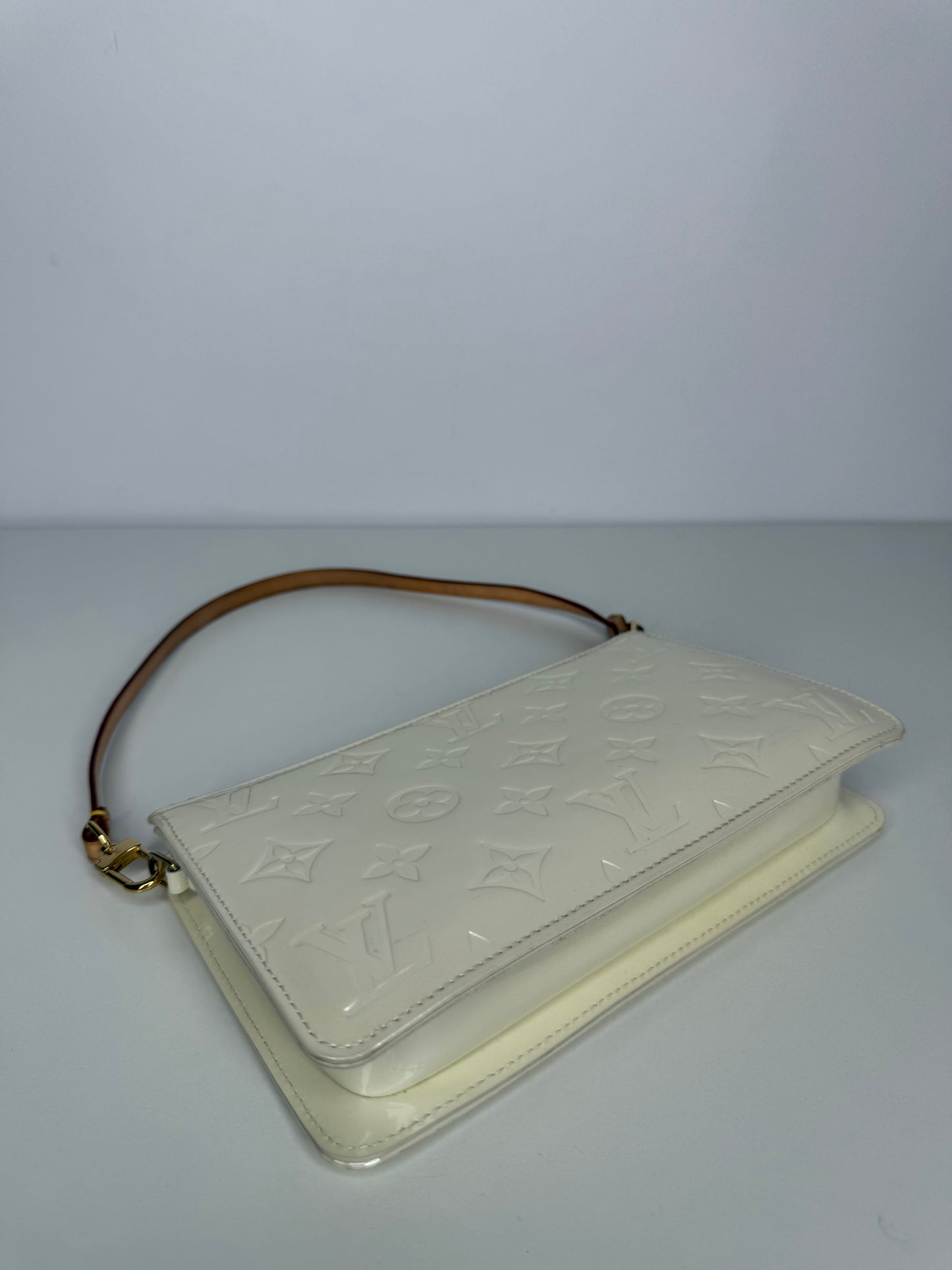 Louis Vuitton Perle Monogram Vernis Lexington Vintage Pochette