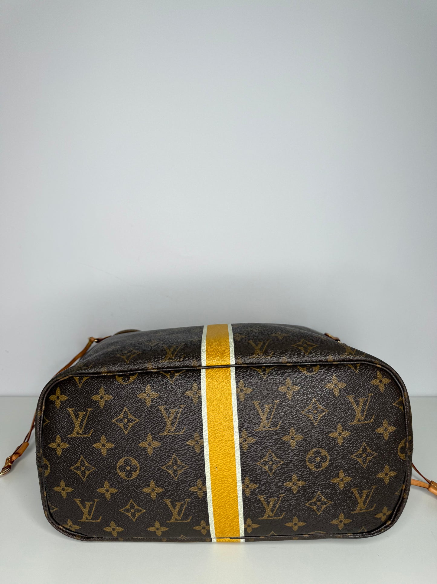 Louis Vuitton My LV Heritage Neverfull MM Monogram Canvas L.P Initials with Pochette