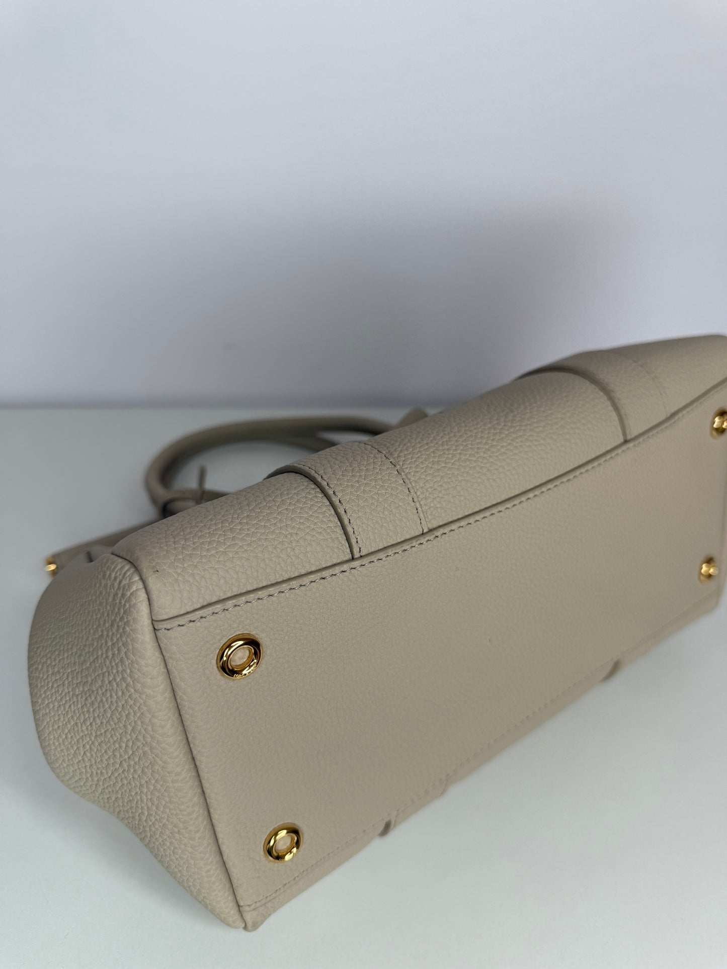 Loro Piana Loom bag L25 Grained Calfskin Light Travertine/Sun Gold