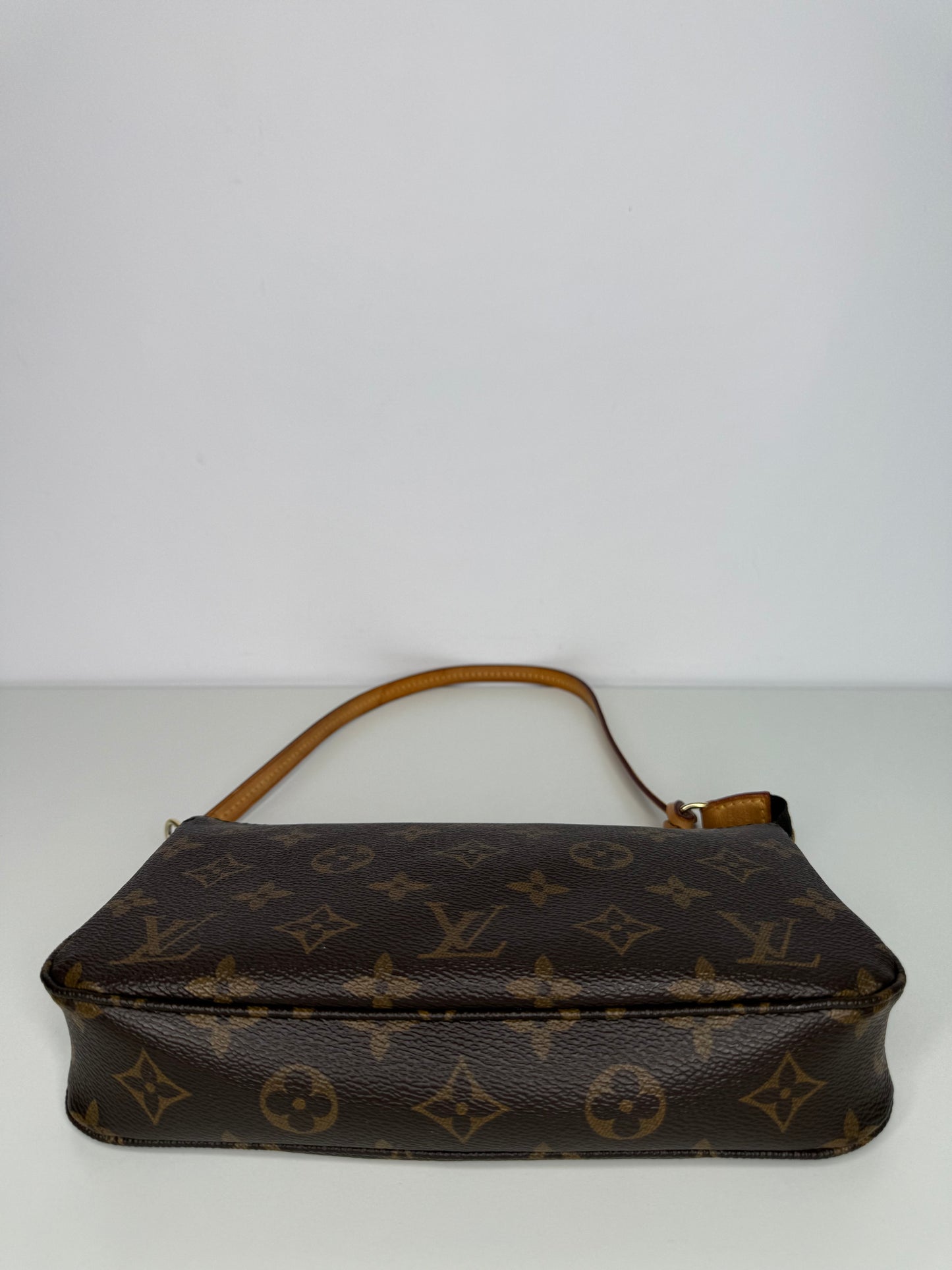 Louis Vuitton Pochette Accessoires Monogram Canvas