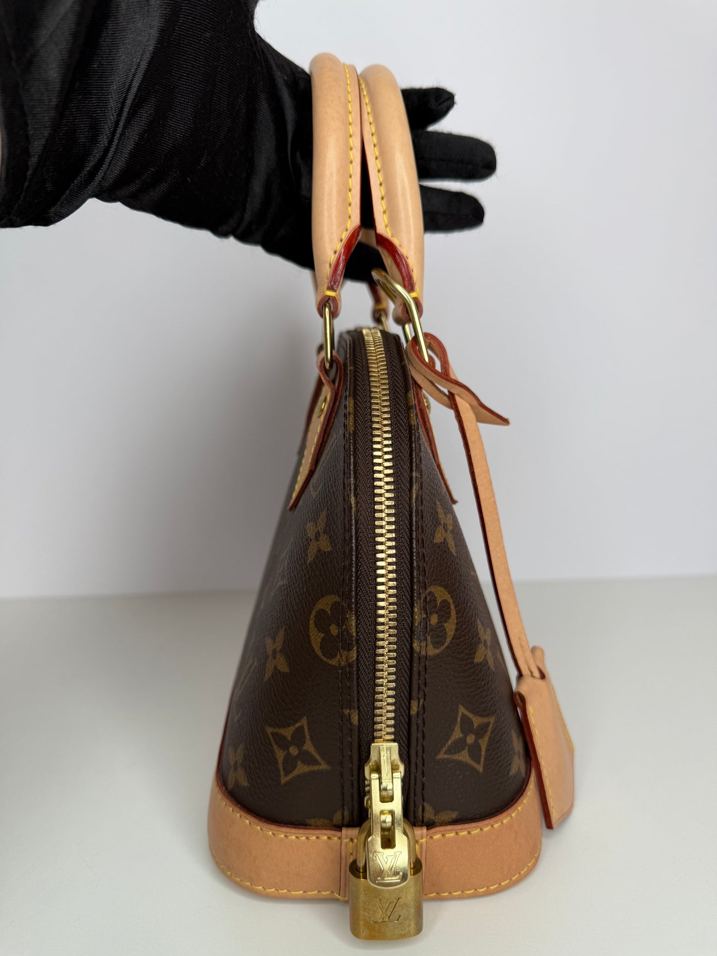 Louis Vuitton Alma BB Monogram Canvas