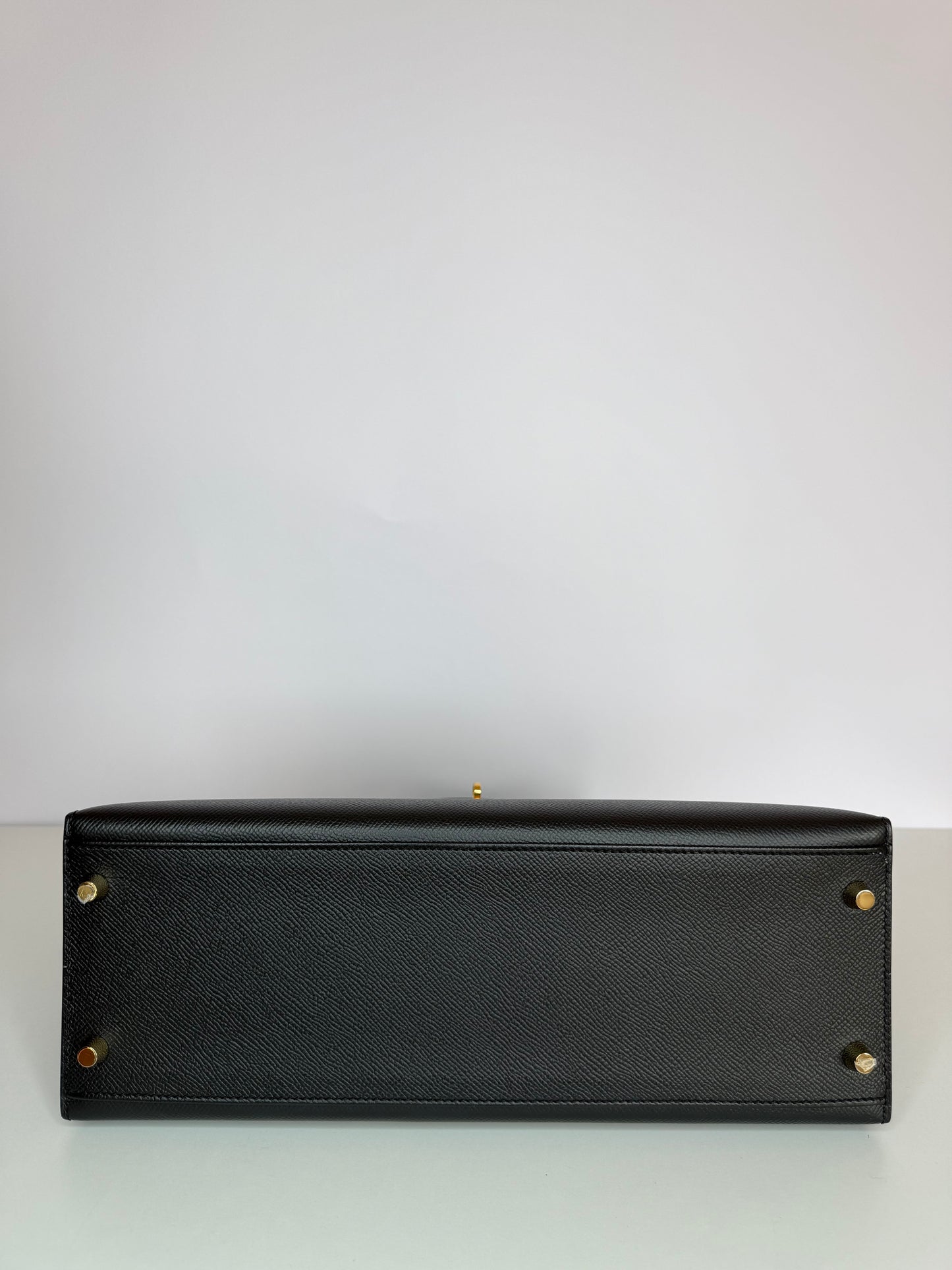 Hermès Kelly Sellier 32 Black Epsom Leather Gold Hardware