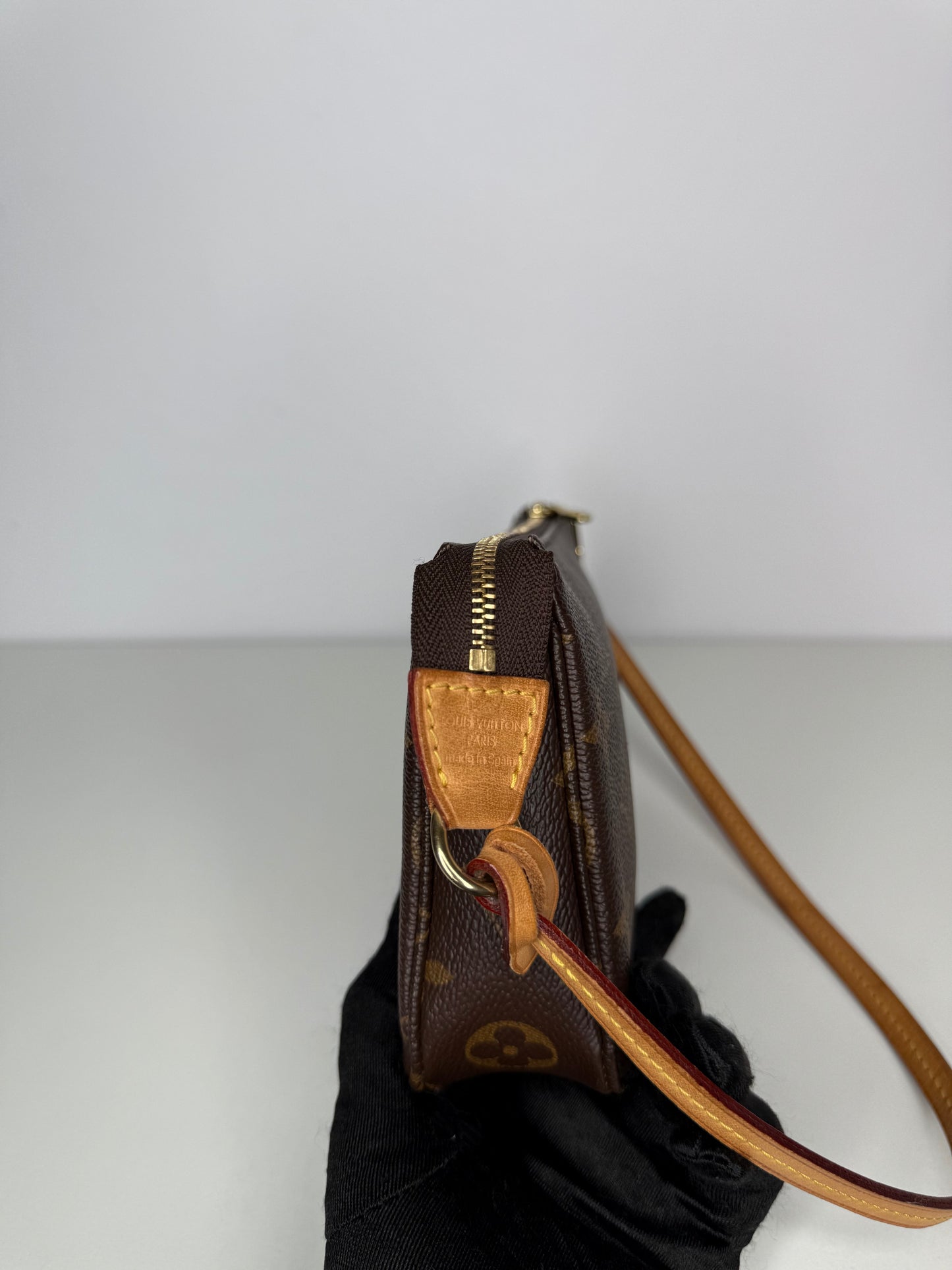 Louis Vuitton Pochette Accessoires Monogram Canvas