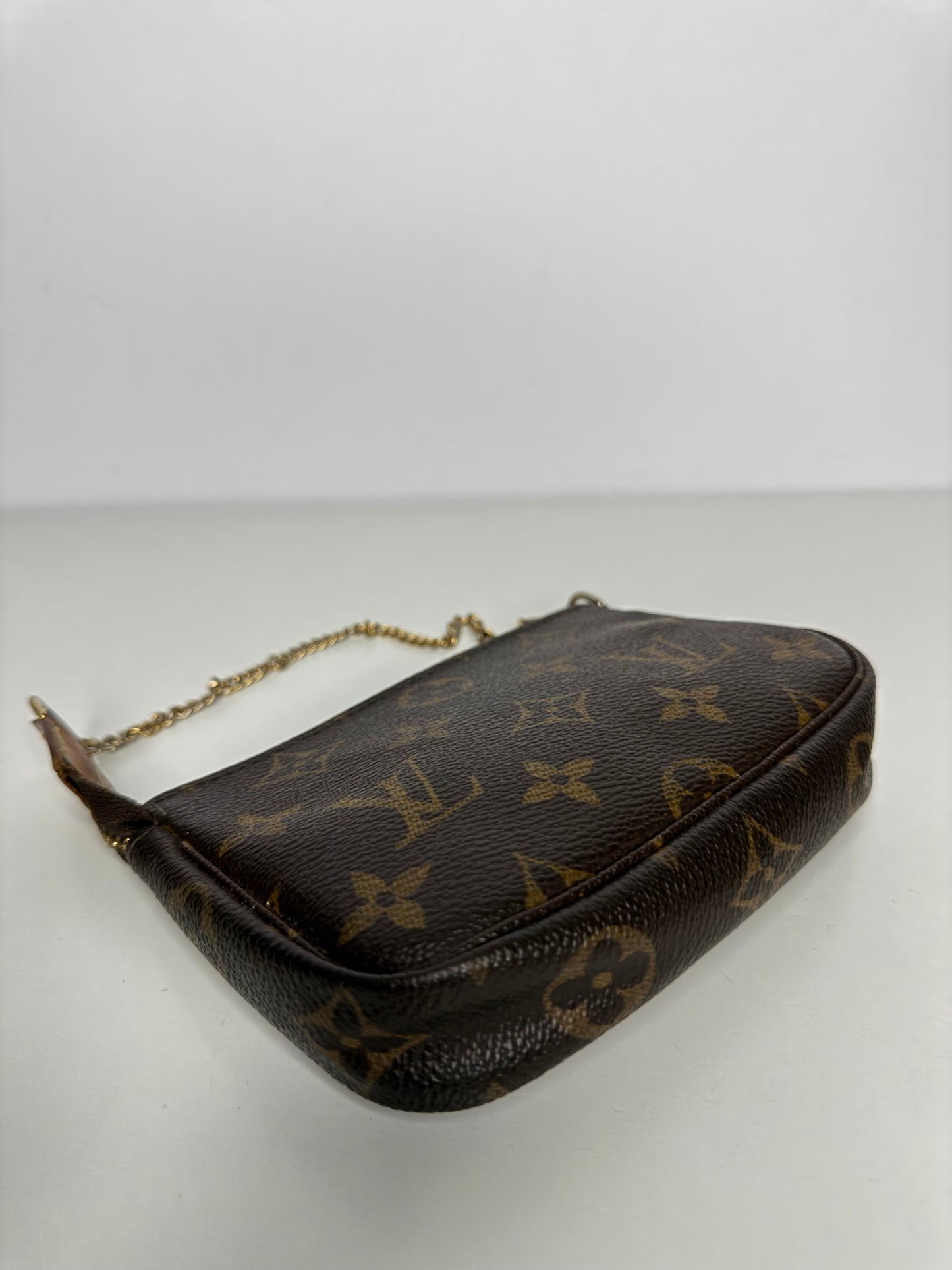 Louis Vuitton Mini Pochette Accessoires Monogram Canvas