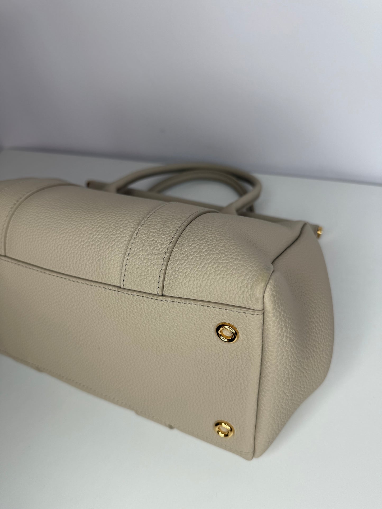 Loro Piana Loom bag L25 Grained Calfskin Light Travertine/Sun Gold