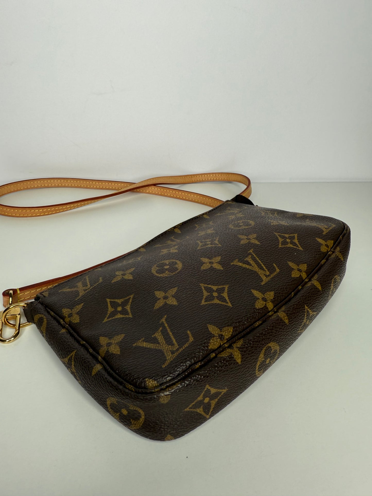 Louis Vuitton Pochette Accessoires Monogram Canvas with Crossbody Strap