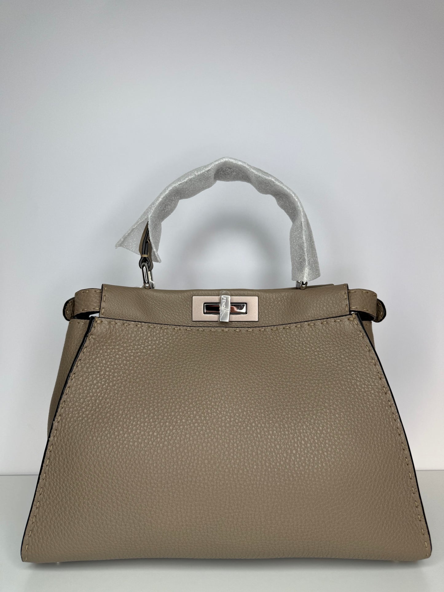 Fendi Peekaboo Regular Selleria 2Way Taupe Leather Handbag