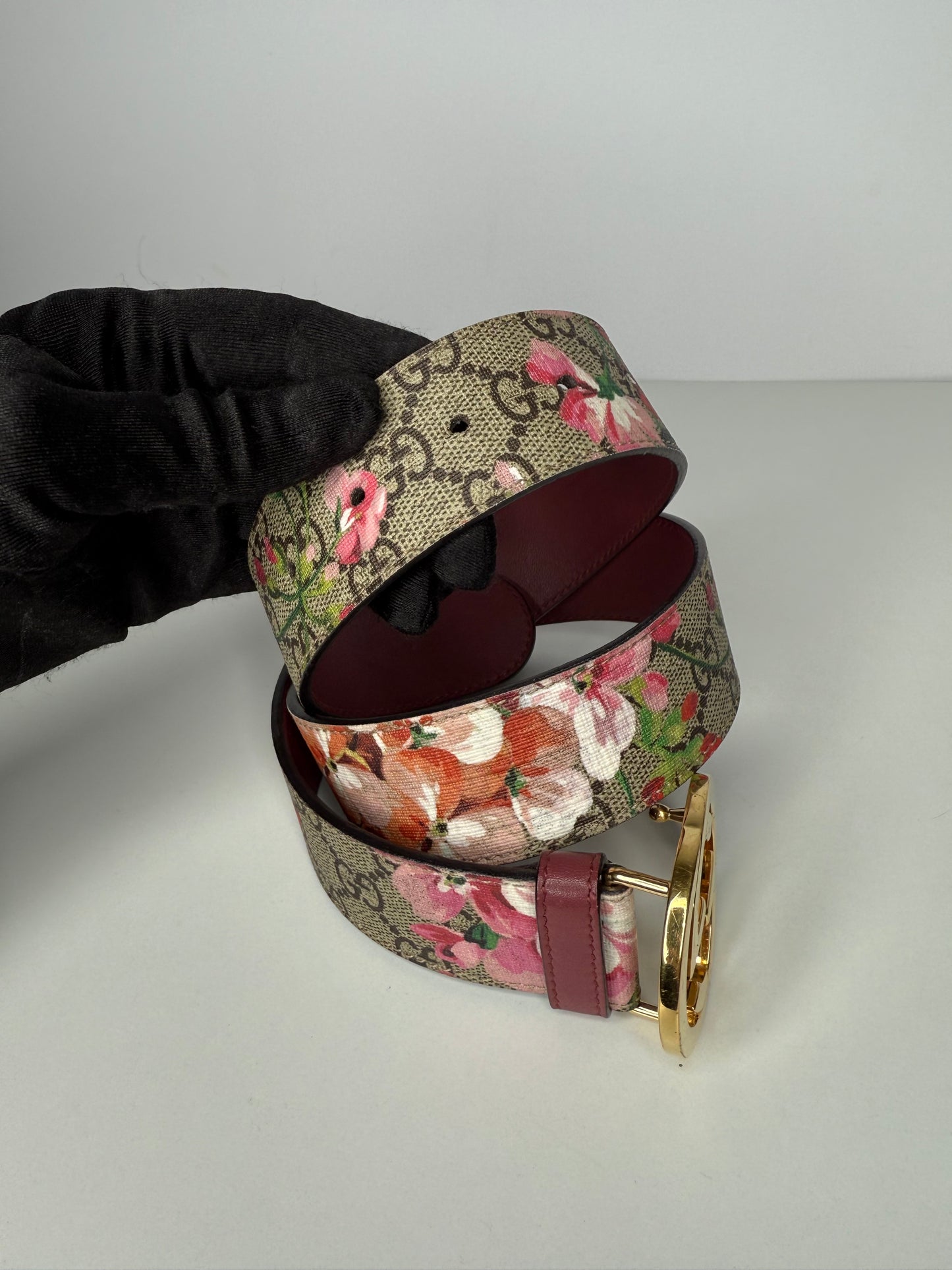 Gucci GG Supreme Monogram Blooms Interlocking G Belt