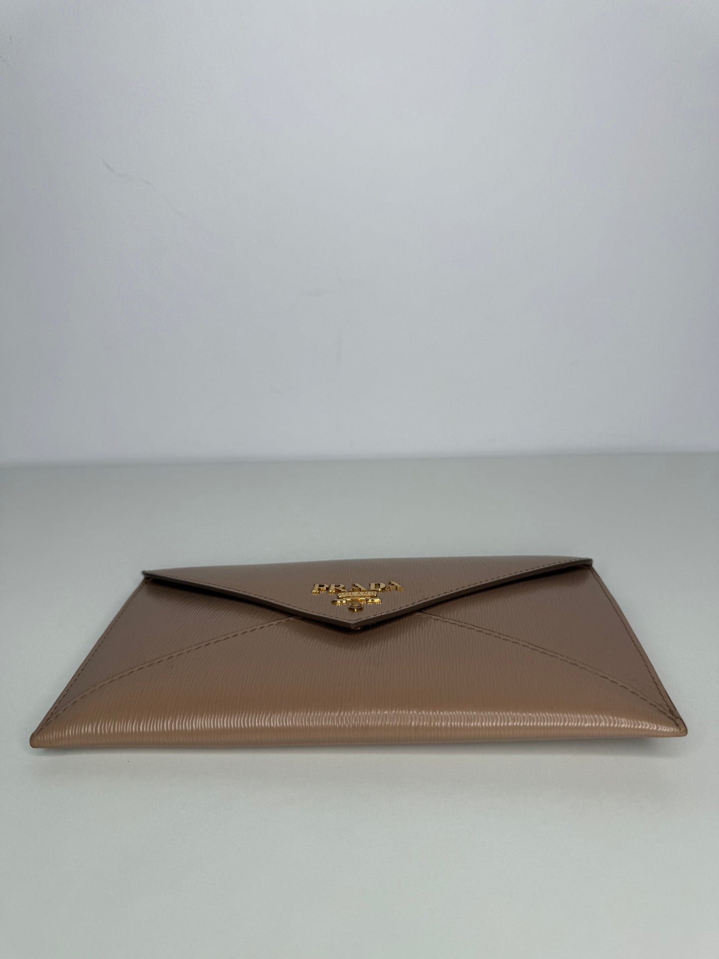 Prada Vitello Move Envelope Wallet Cipria