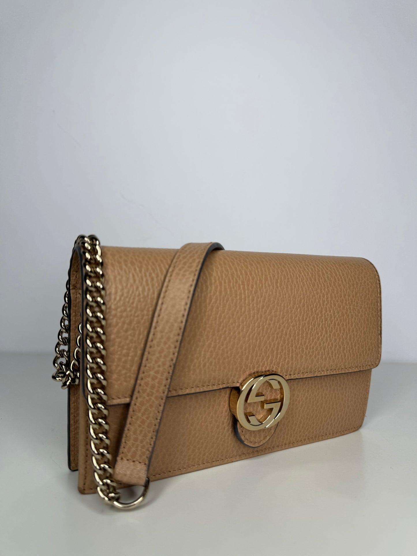 Gucci Dollar Calfskin Interlocking G Chain Wallet