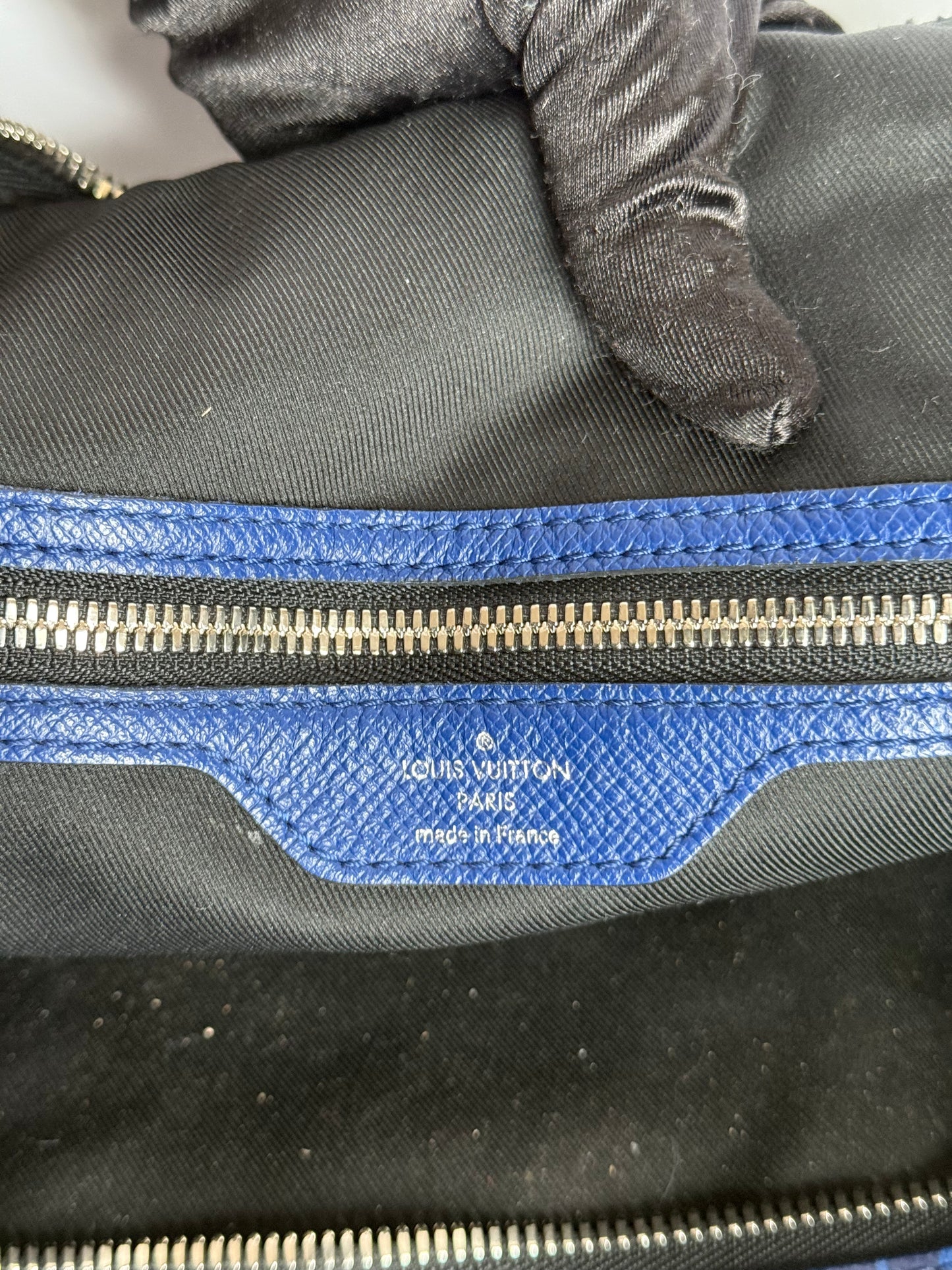 Louis Vuitton Keepall Bandoulière 50 Cobalt Taigarama