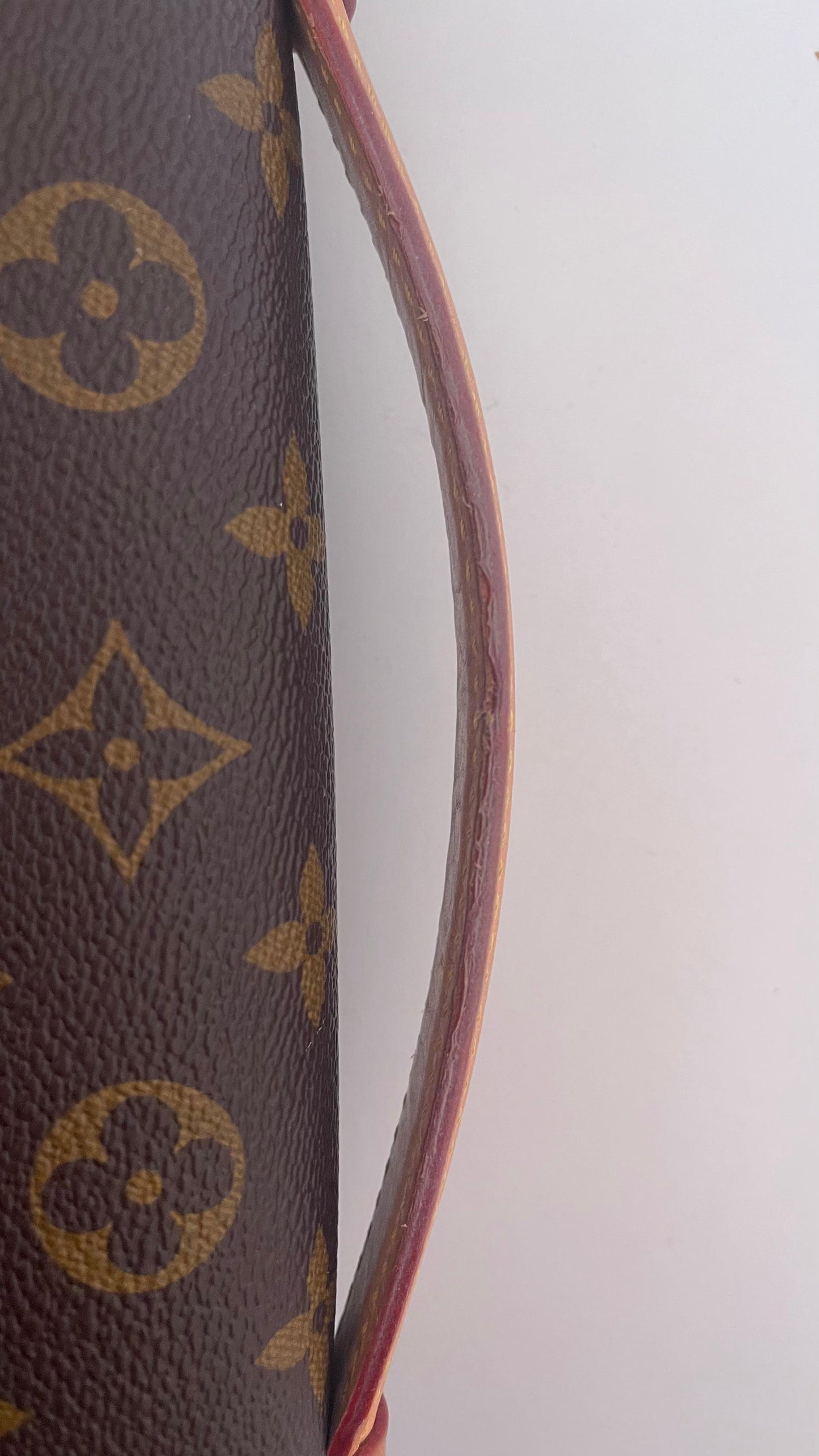 Louis Vuitton Pochette Métis Monogram Canvas