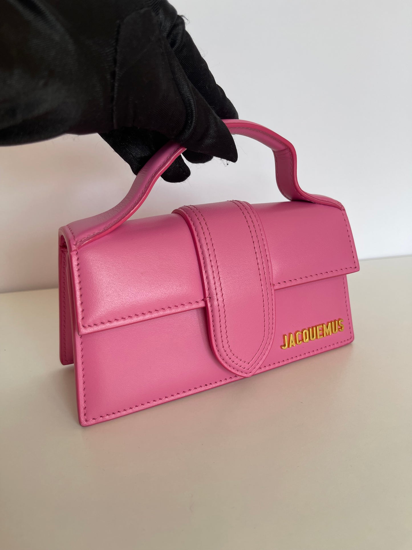 Jacquemus Le Bambino Leather Crossbody Bag In Neon Pink