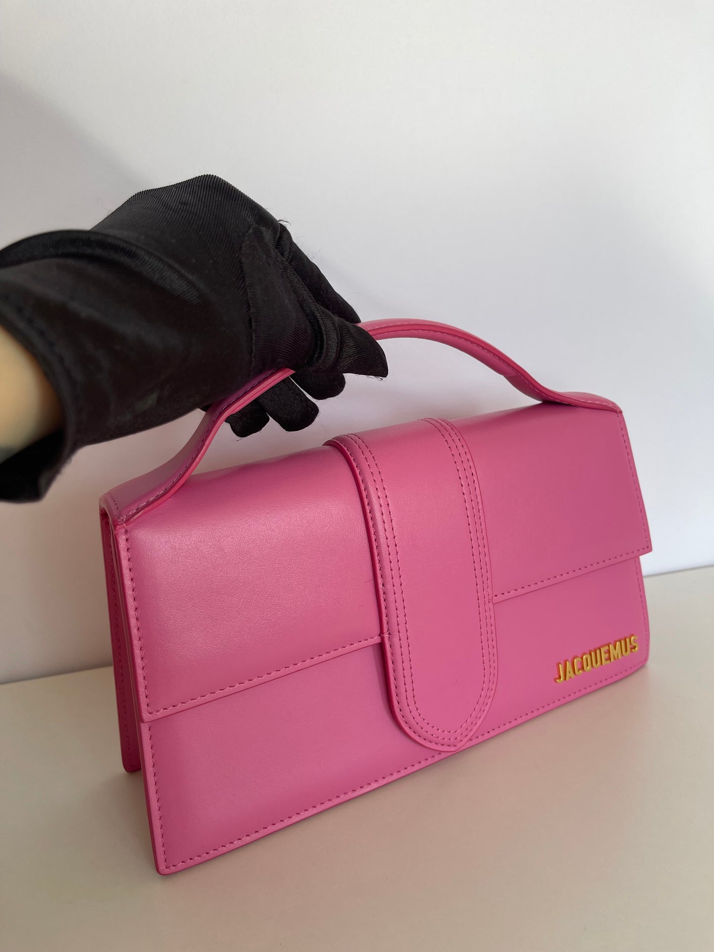 Jacquemus Le Grand Bambino Leather Crossbody Bag In Neon Pink