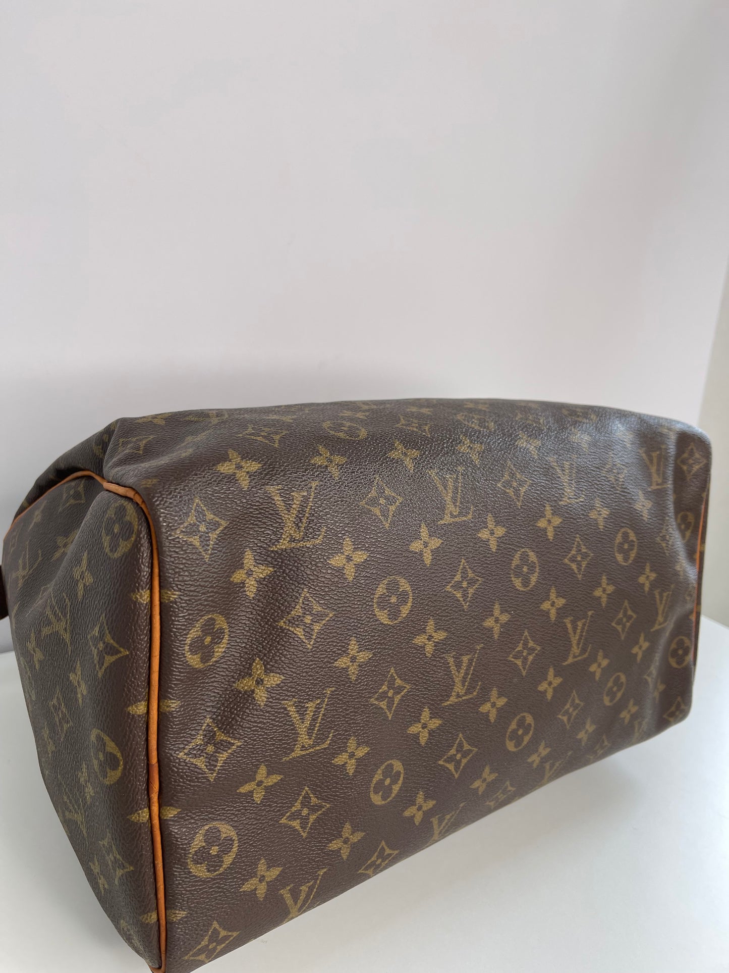 Louis Vuitton Speedy 35 Monogram Canvas