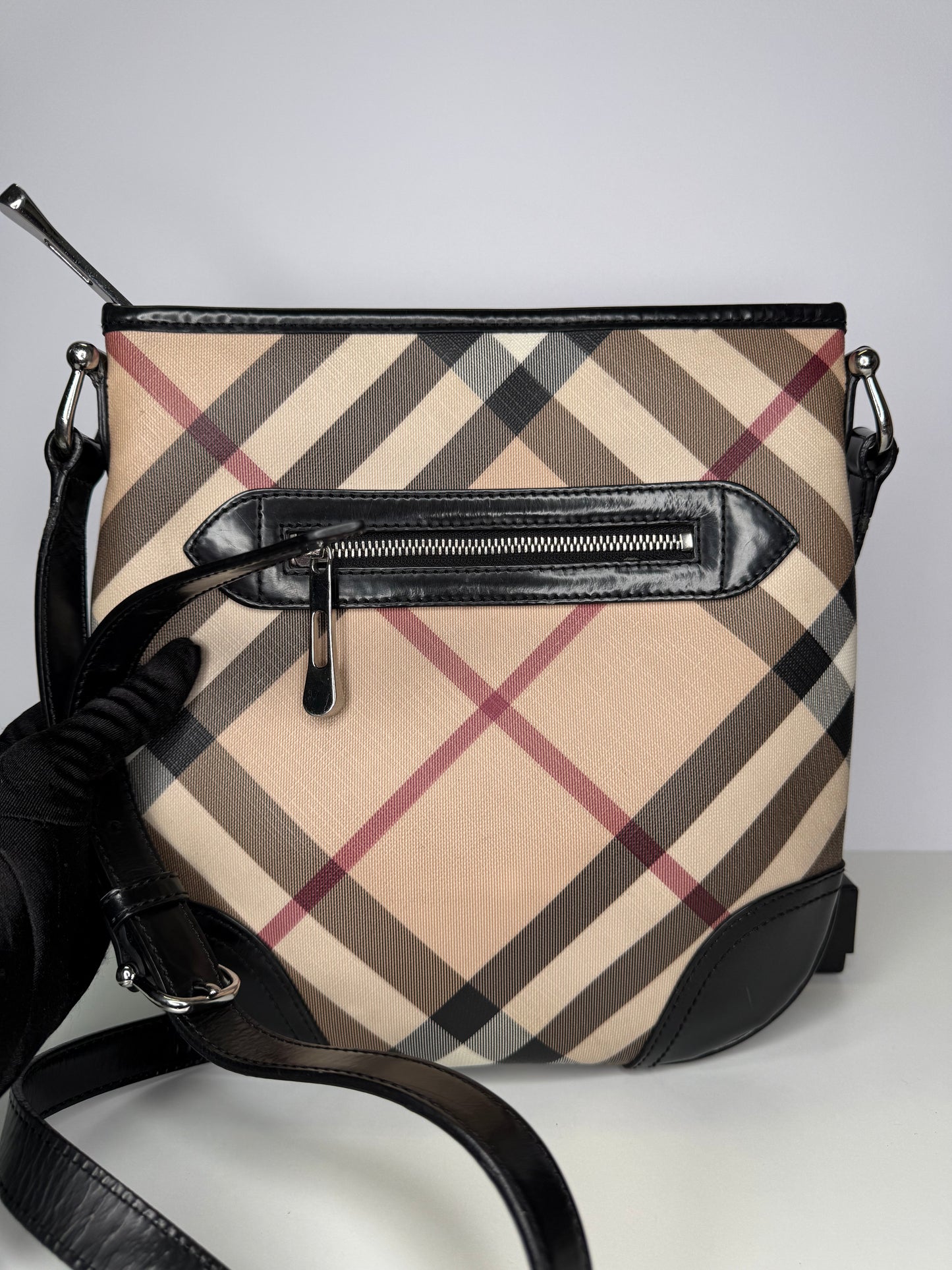 Burberry Nova Check Black Patent Leather Dryden Crossbody Bag