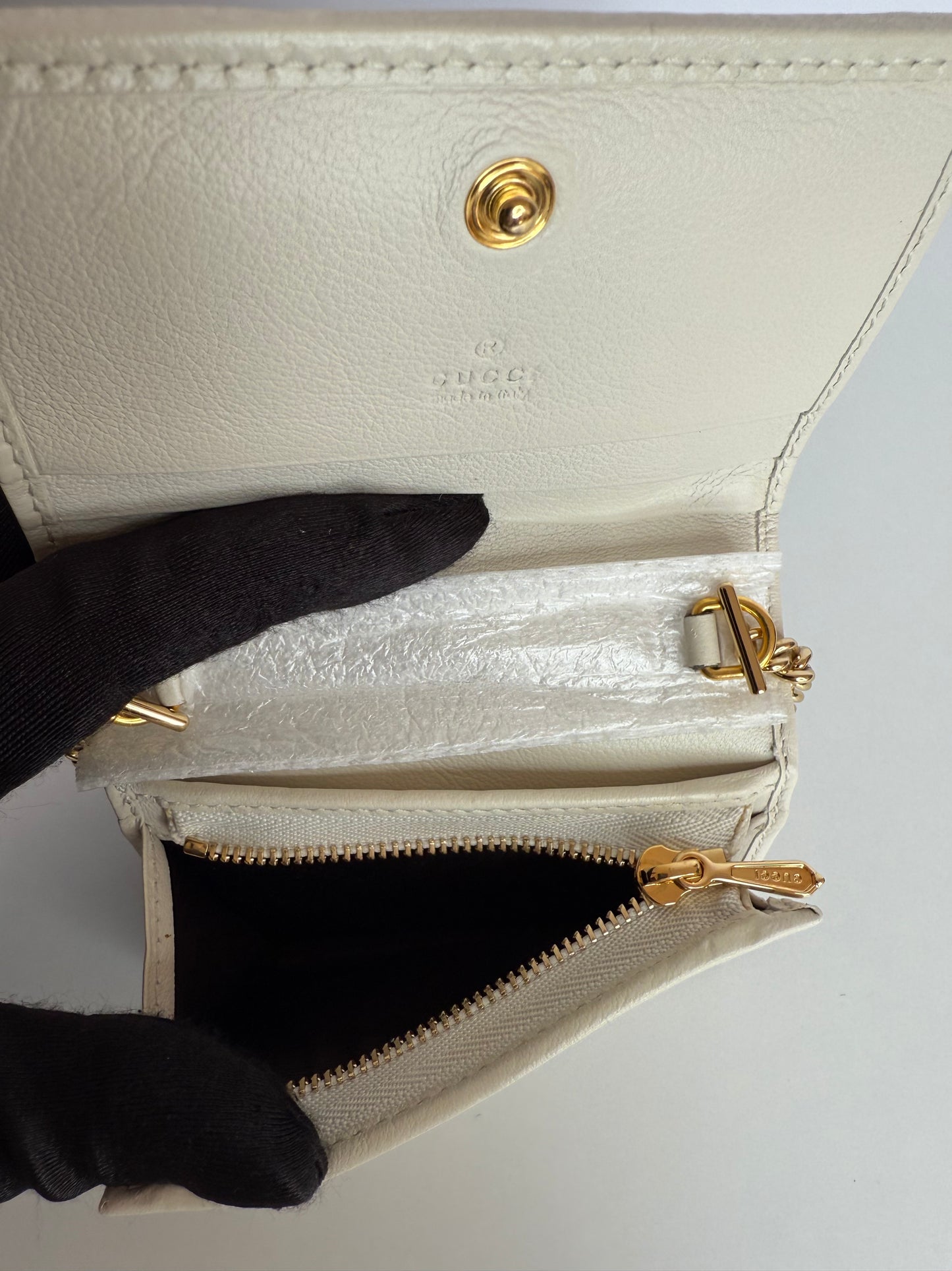 Gucci Rajah Ivory Leather Wallet on Chain