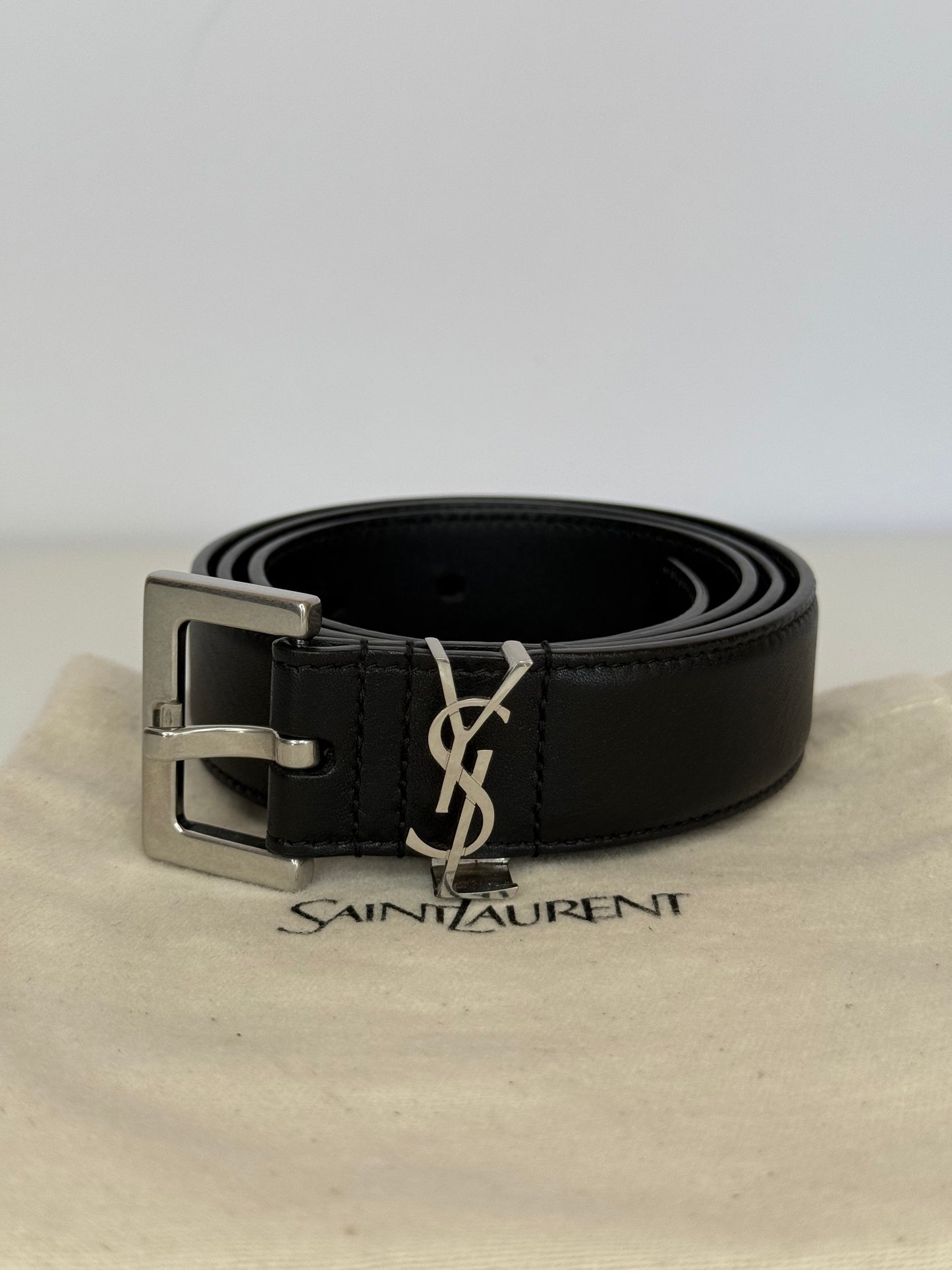 Saint Laurent Cassandre Square Buckle Belt In Smooth Leather