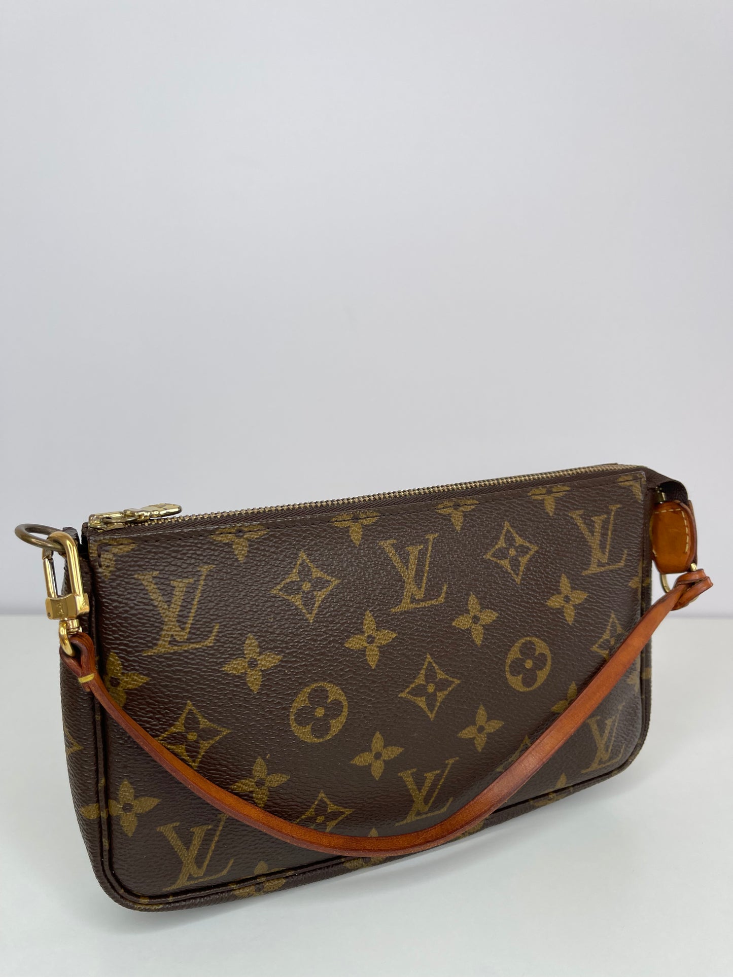 Louis Vuitton Pochette Accessoires Monogram Canvas