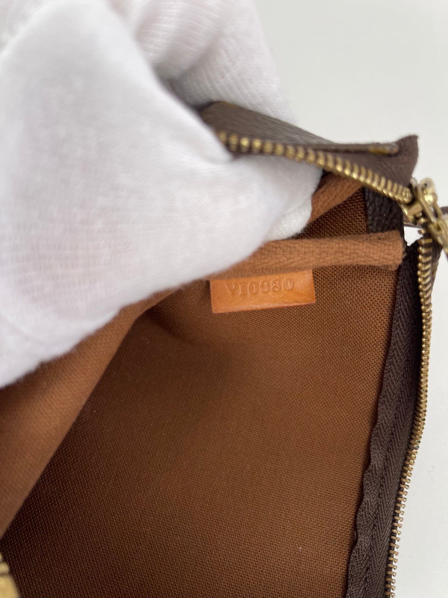 Louis Vuitton Pochette Accessoires Monogram Canvas