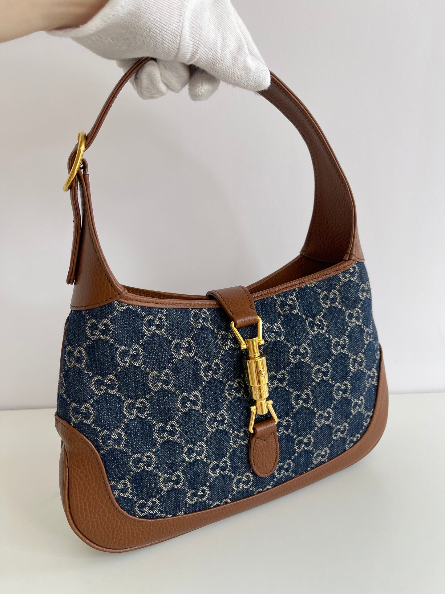 Gucci Jackie 1961 Small Shoulder Bag GG Denim Blue/Ivory